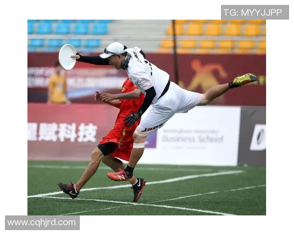 广州飞盘队中路突破战术解析与实战应用探讨 广州飞盘队中路突破战术解析与实战应用探讨